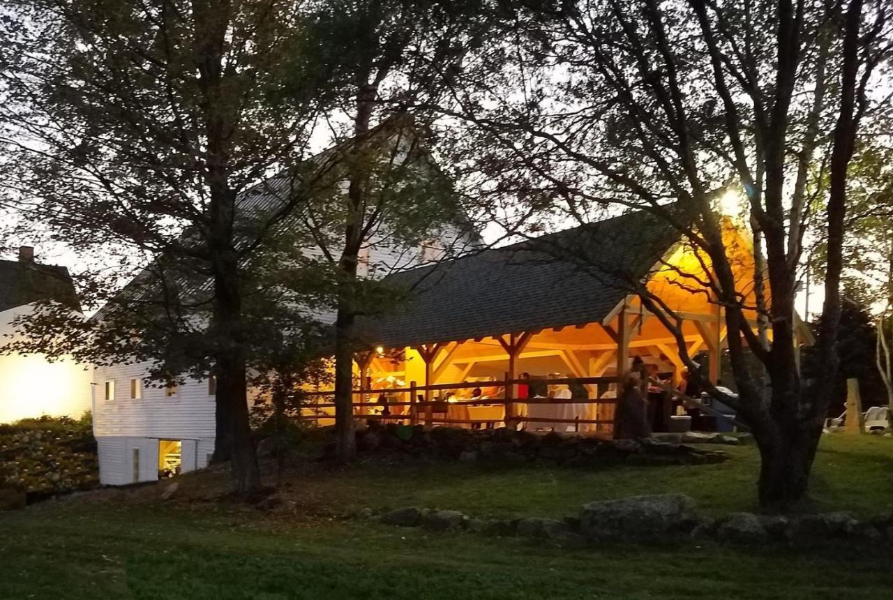 Highland Lake Inn Andover Luaran gambar